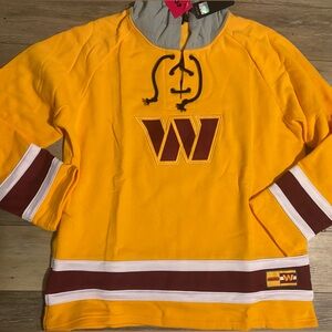 Washington Commanders Hoodie with Logo size XL-NWT